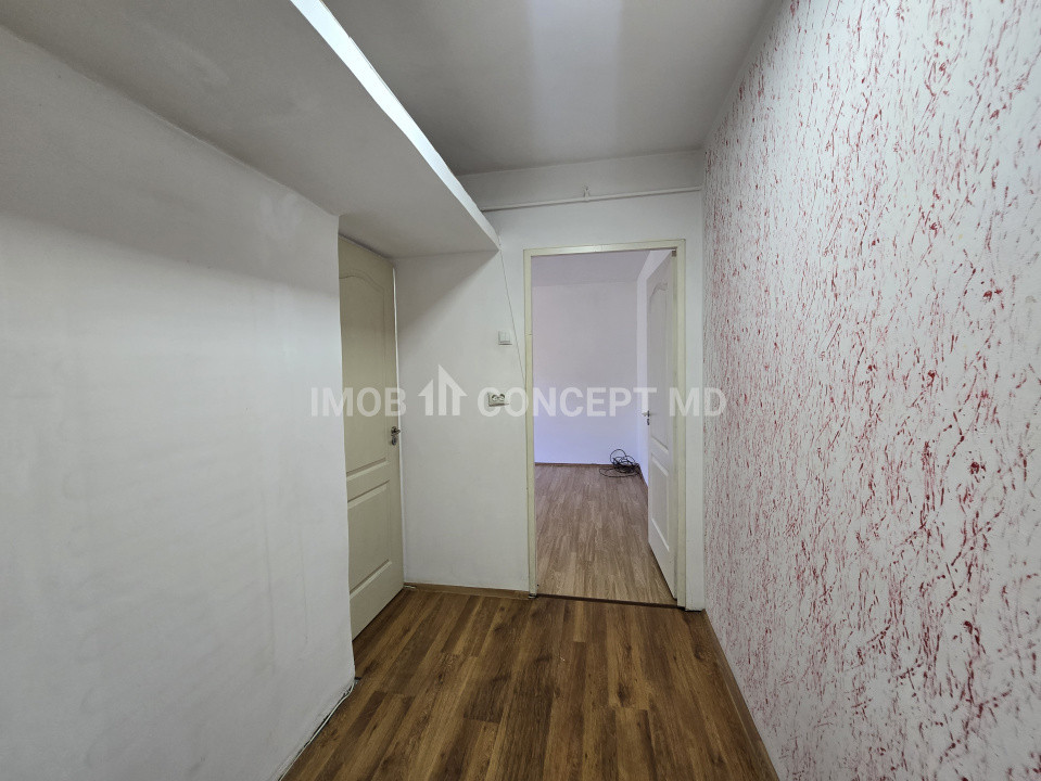 VANZARE apartament 2 camere renovat, in zona Marasesti