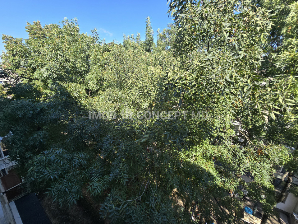 VANZARE apartament 2 camere renovat, in zona Marasesti