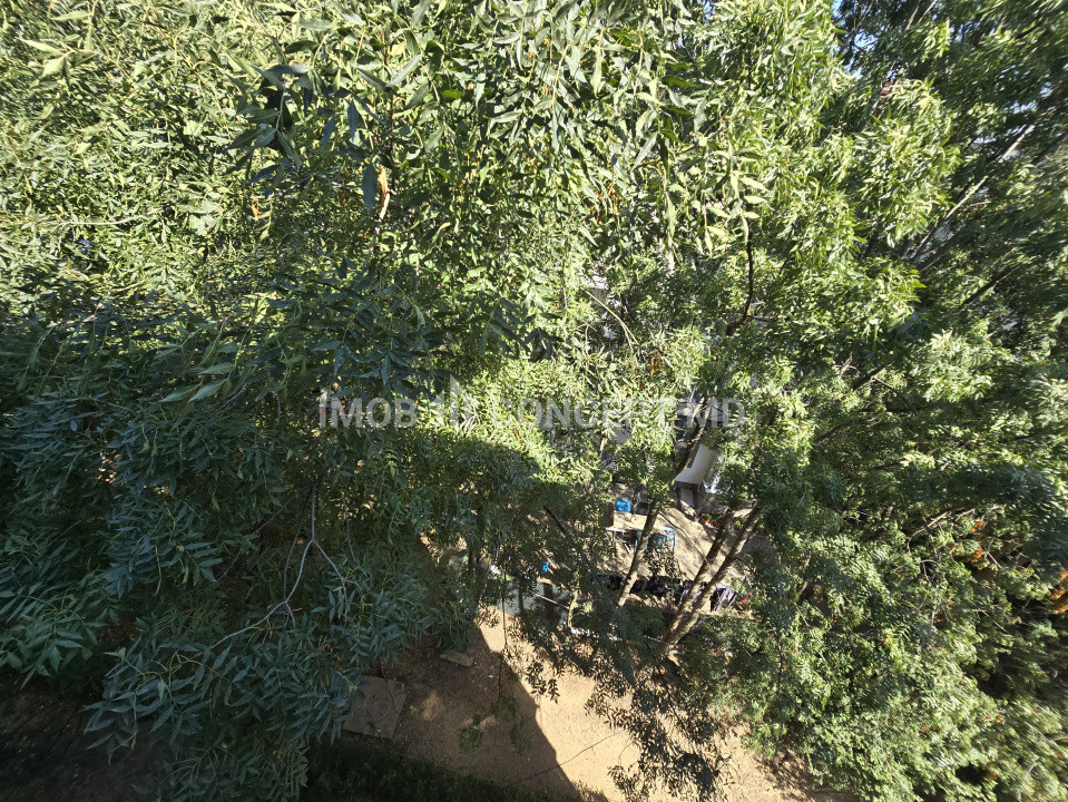 VANZARE apartament 2 camere renovat, in zona Marasesti
