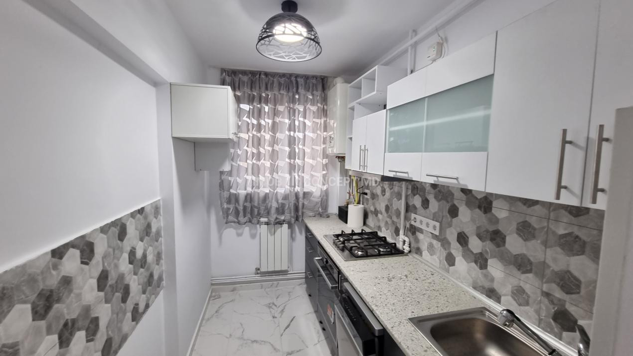 VANZARE apartament 2 camere, renovat in Z. Centrala- Catedrala 