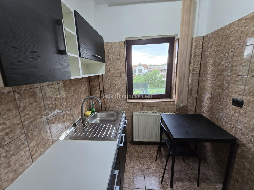 Inchiriere garsoniera spatioasa in Ploiesti, zona Rudului- Spitalul Schuller
