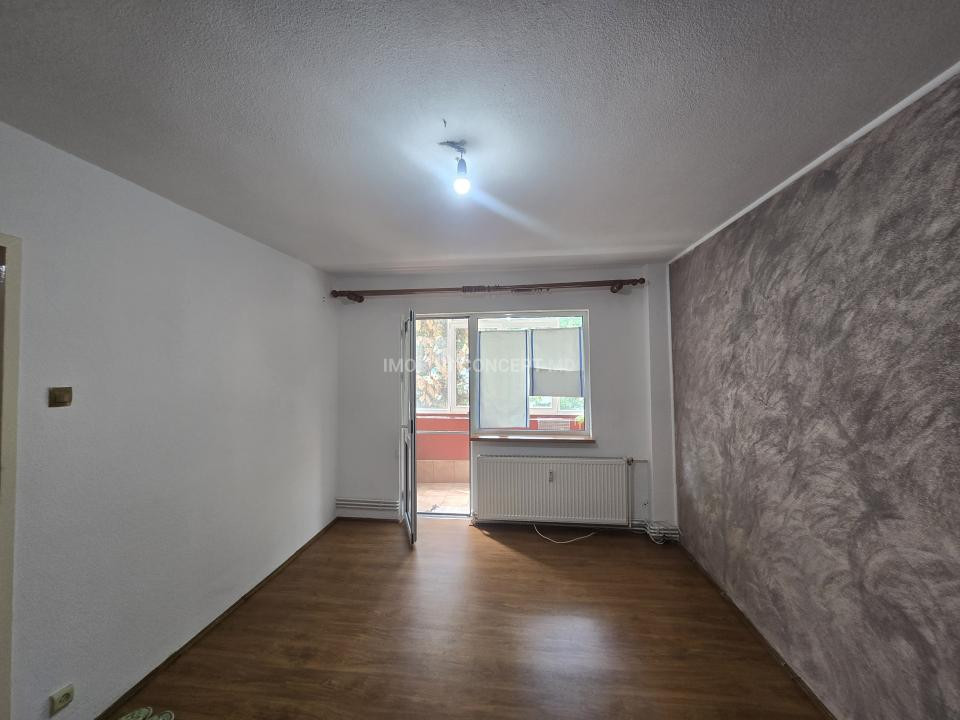 VANZARE APARTAMENT 2 CAMERE, conf 1, Nord-Cameliei