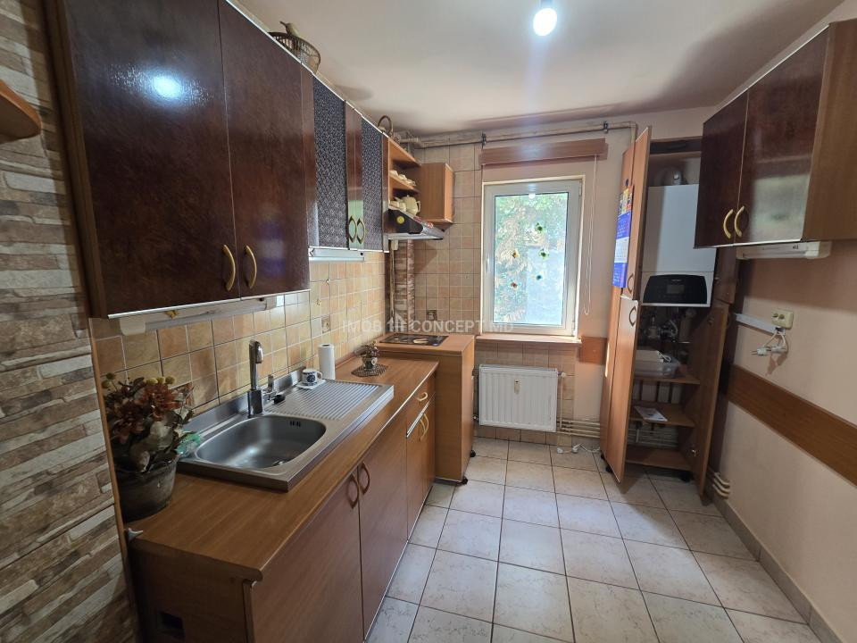 VANZARE APARTAMENT 2 CAMERE, conf 1, Nord-Cameliei