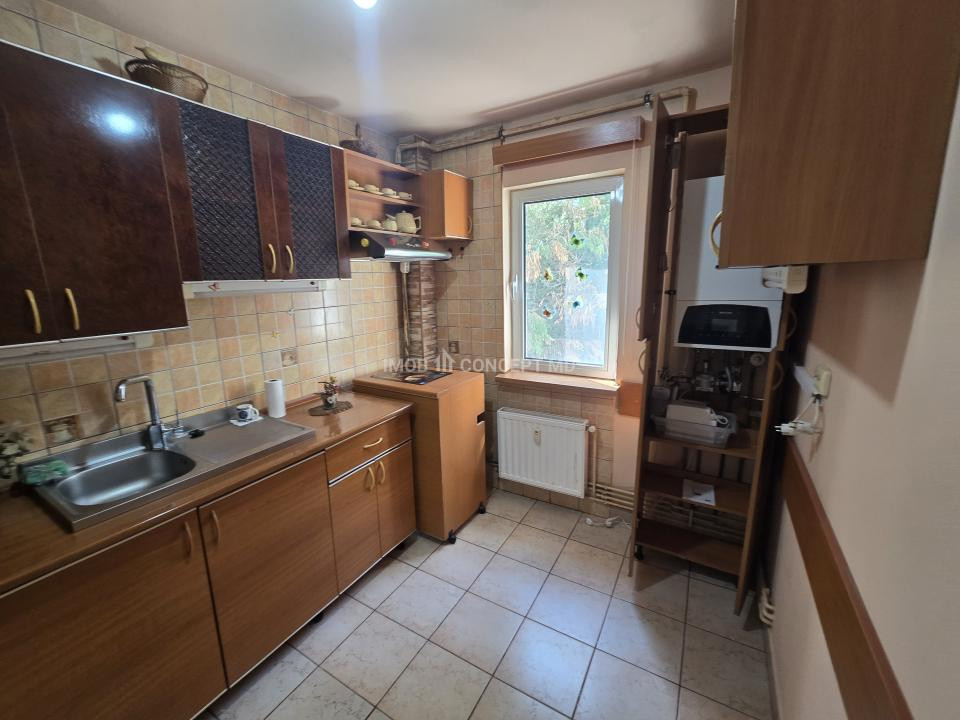 VANZARE APARTAMENT 2 CAMERE, conf 1, Nord-Cameliei