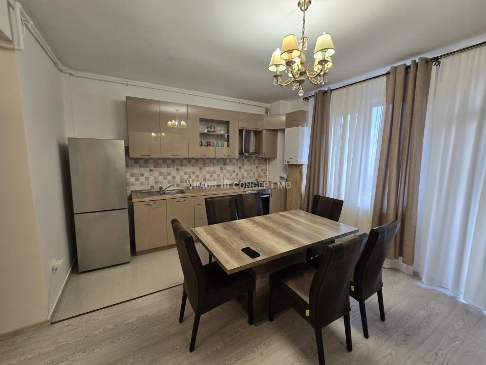 INCHIRIERE APARTAMENT 3 CAMERE modern in zona Albert
