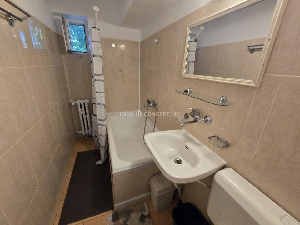 INCHIRIERE GARSONIERA moderna  in Ploiesti, zona Baraolt