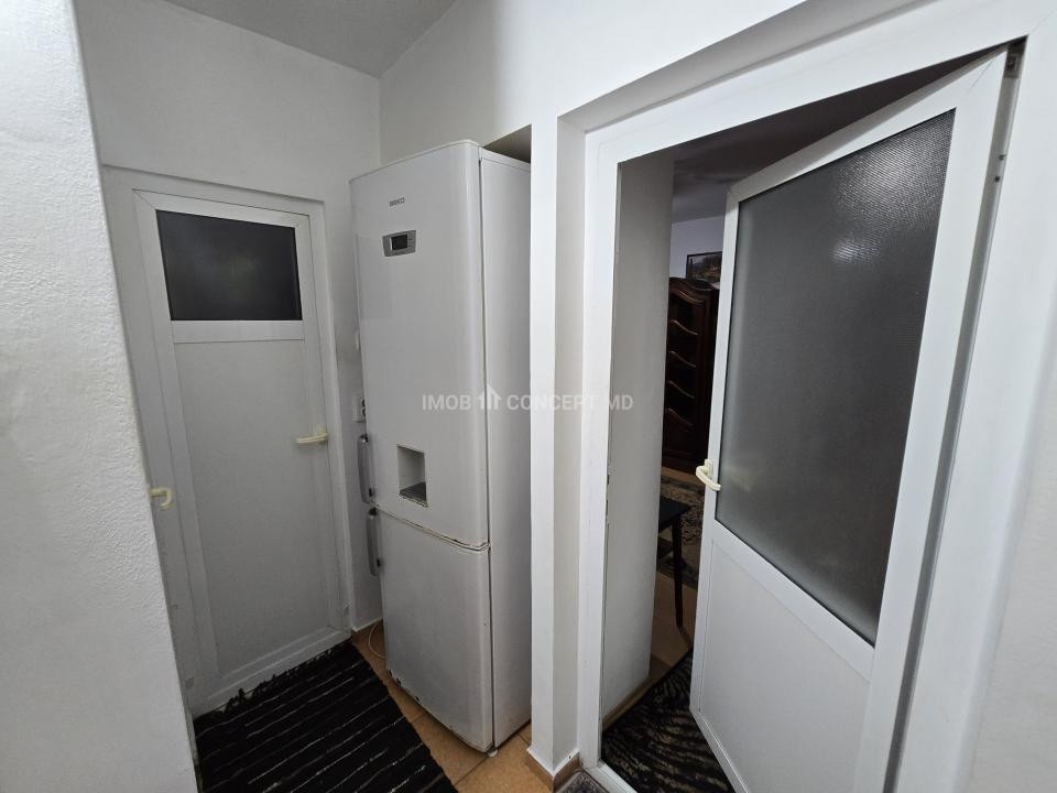 INCHIRIERE GARSONIERA moderna  in Ploiesti, zona Baraolt