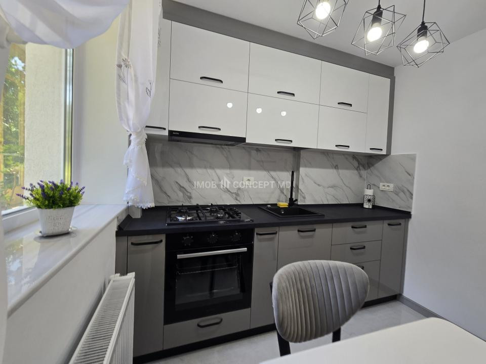 INCHIRIERE apartament modern 3 camere in zona Cina