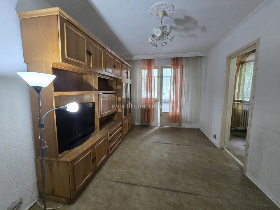 VANZARE APARTAMENT 3 CAMERE in Ploiesti, zona Vest-Baraolt