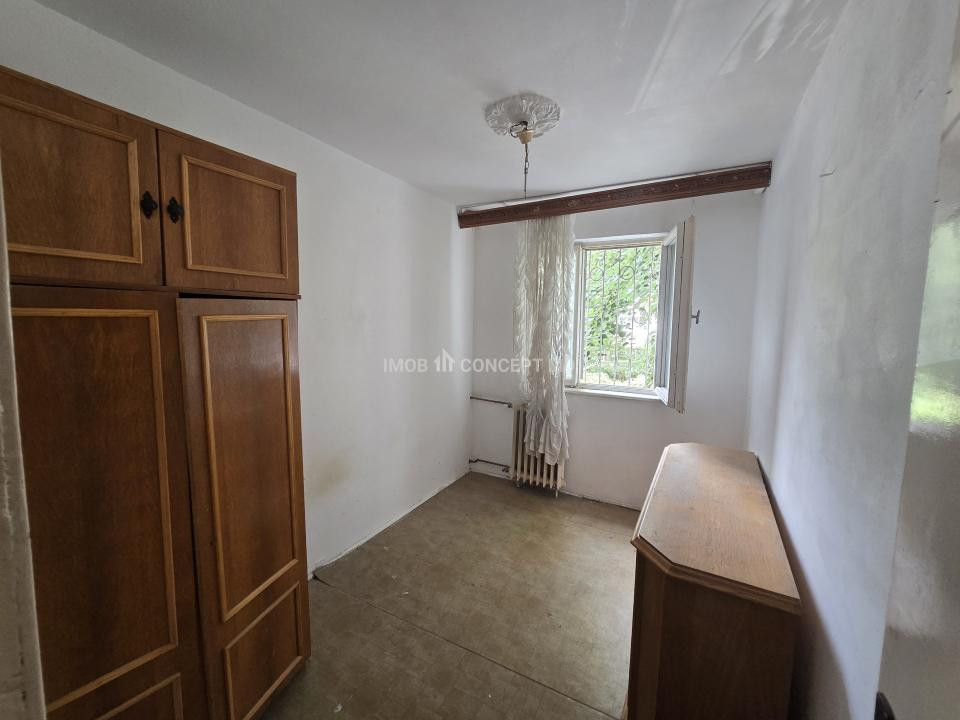 VANZARE APARTAMENT 3 CAMERE in Ploiesti, zona Vest-Baraolt