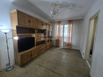 VANZARE APARTAMENT 3 CAMERE in Ploiesti, zona Vest-Baraolt