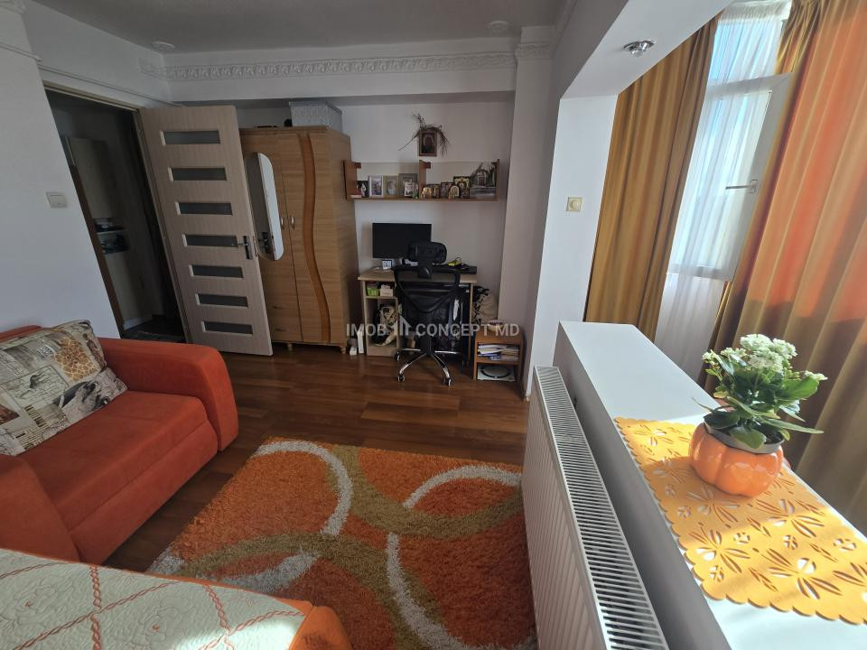 VANZARE APARTAMENT 2 CAMERE in zona Mihai Bravu