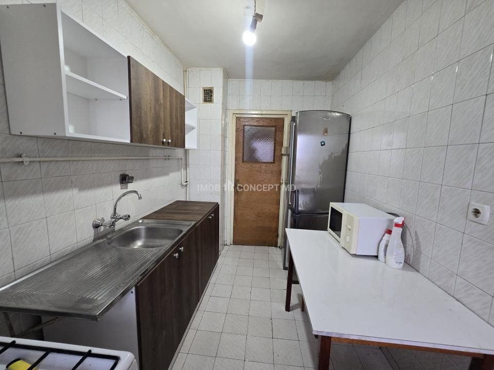 INCHIRIERE GARSONIERA SPATIOASA in zona Ultracentrala