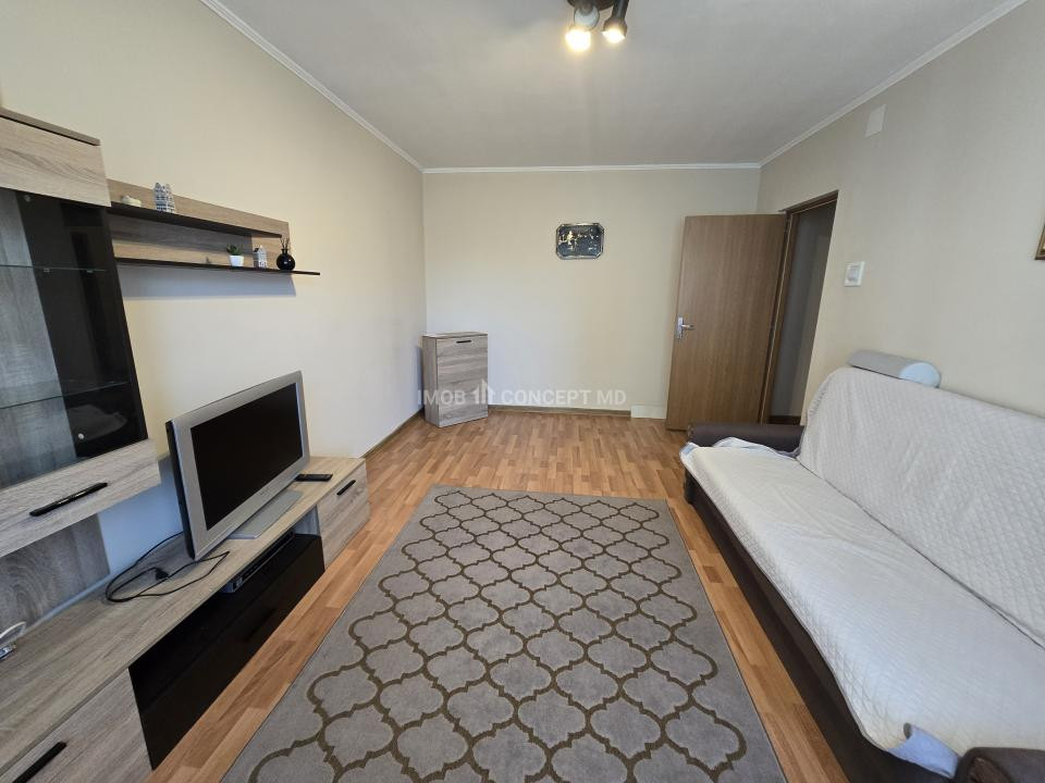 Inchiriere apartament 3 camere spatios in zona Pta M Viteazul