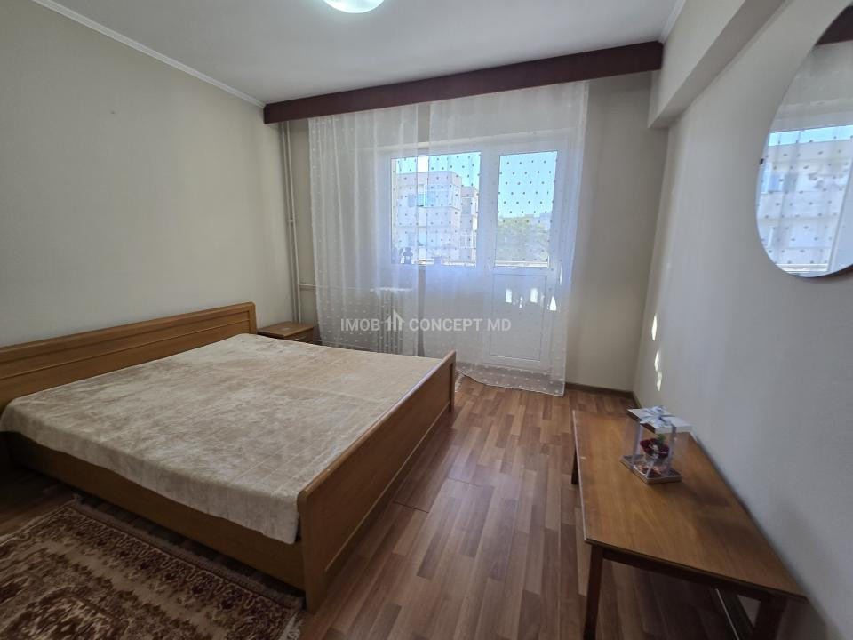 Inchiriere apartament 3 camere spatios in zona Pta M Viteazul