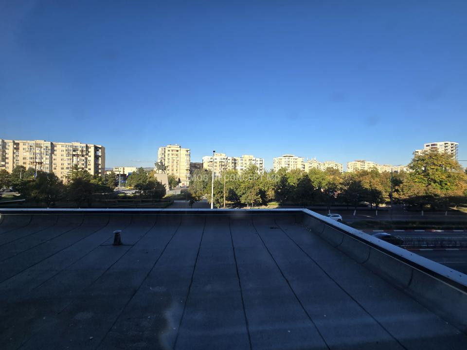 VANZARE apartament 3 camere, 2 bai in zona Pta M Viteazul