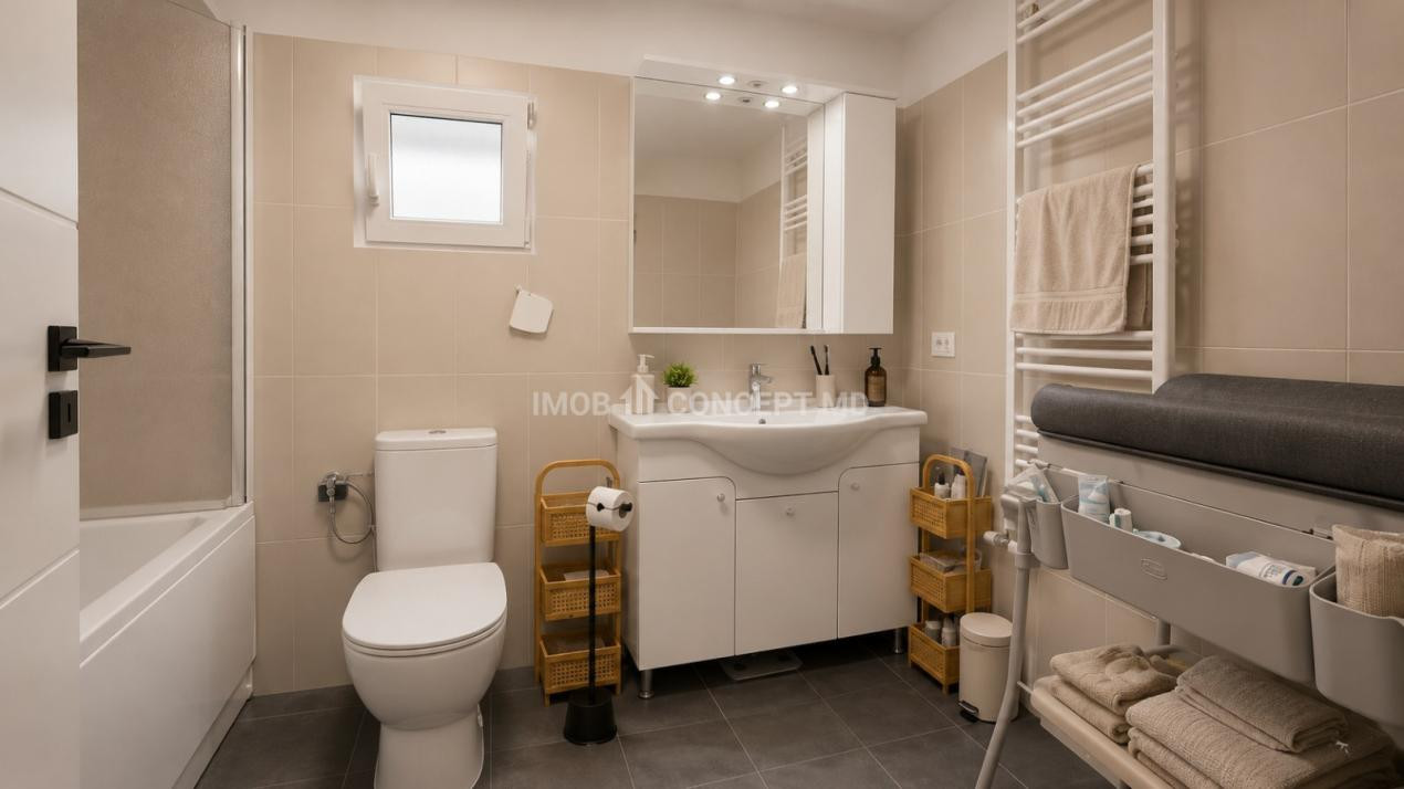 VANZARE Casa-vila cu teren generos si padure, Surani-Prahova