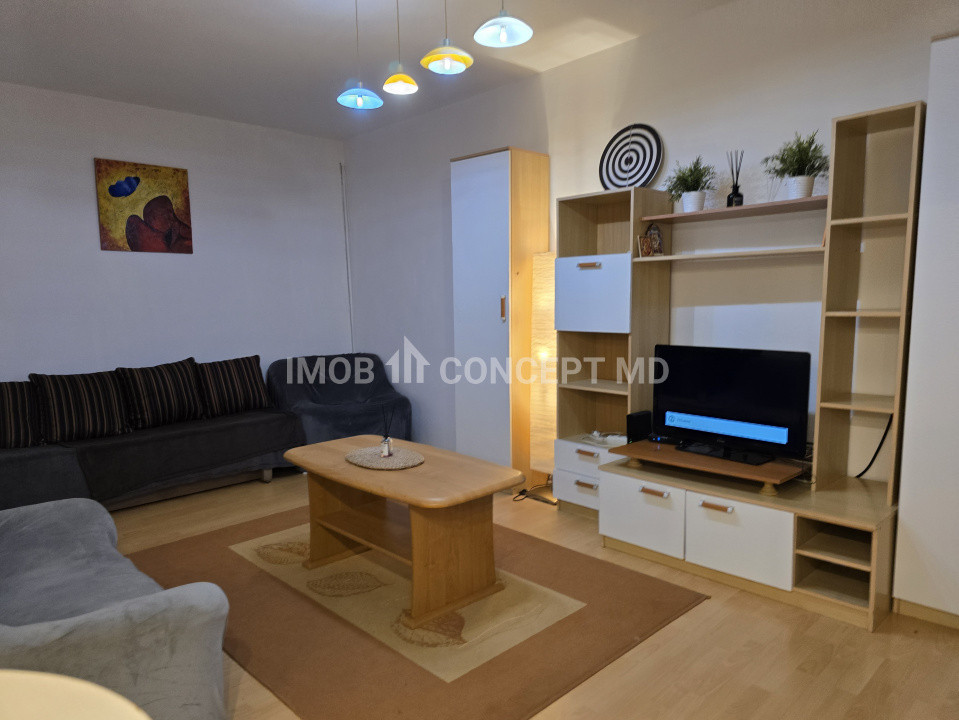 INCHIRIERE GARSONIERA spatioasa, ULTRACENTRAL-REPUBLICII