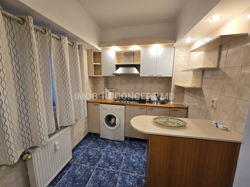 INCHIRIERE GARSONIERA spatioasa, ULTRACENTRAL-REPUBLICII