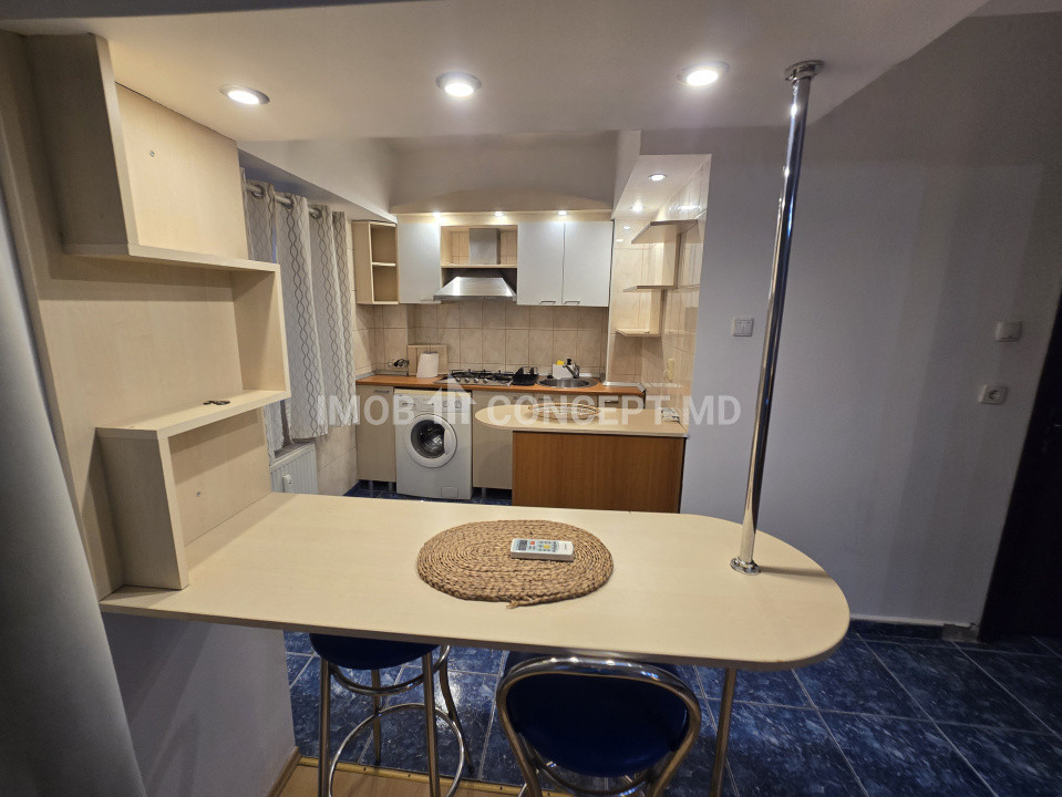 INCHIRIERE GARSONIERA spatioasa, ULTRACENTRAL-REPUBLICII