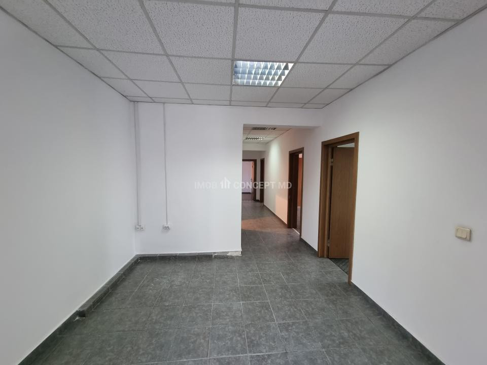 Vanzare Cladire comerciala si de birouri, zona Cina- Andrei Muresanu