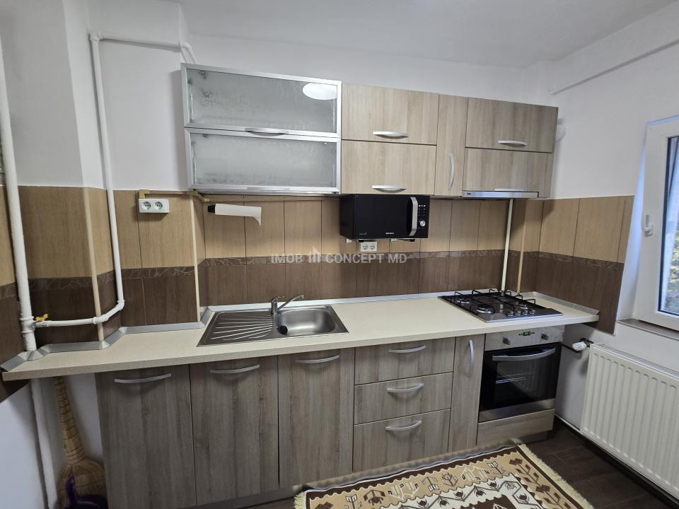 INCHIRIERE apartament 2 cam, modern, Nord-Cameliei
