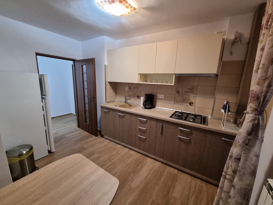 Apartament 3 camere de inchiriat in zona Ultracentrala