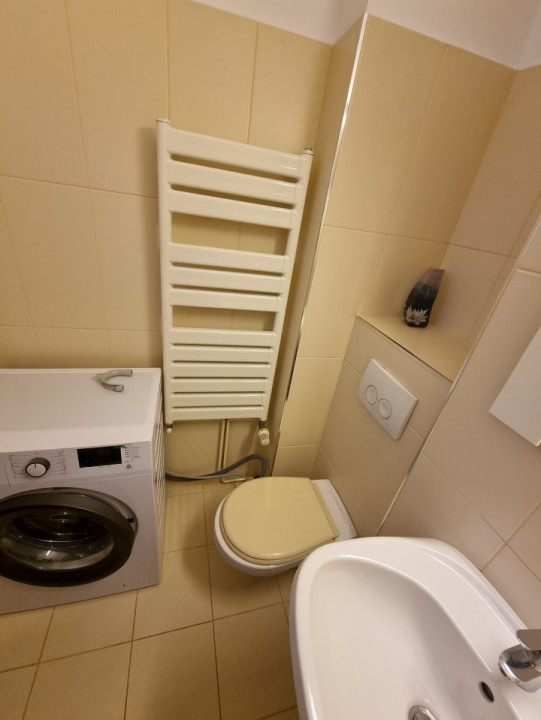 Apartament 3 camere de inchiriat in zona Ultracentrala