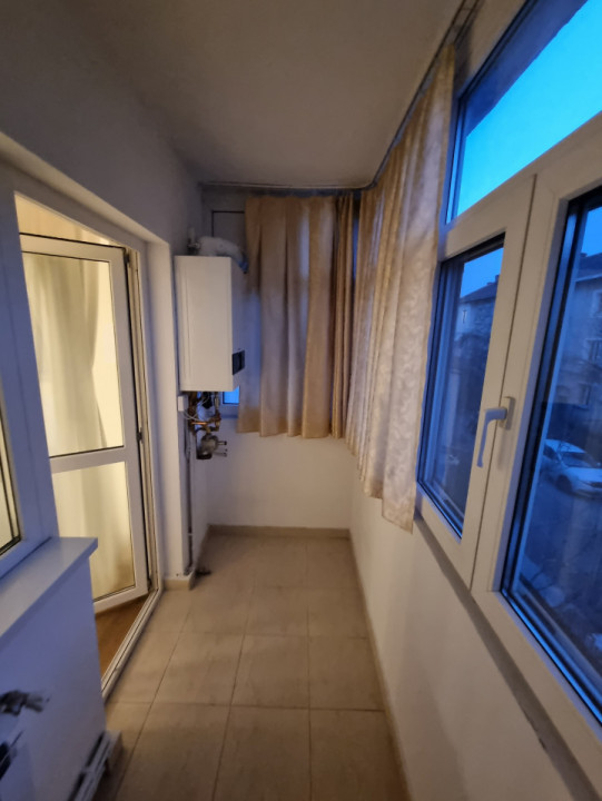 Apartament 3 camere de inchiriat in zona Ultracentrala