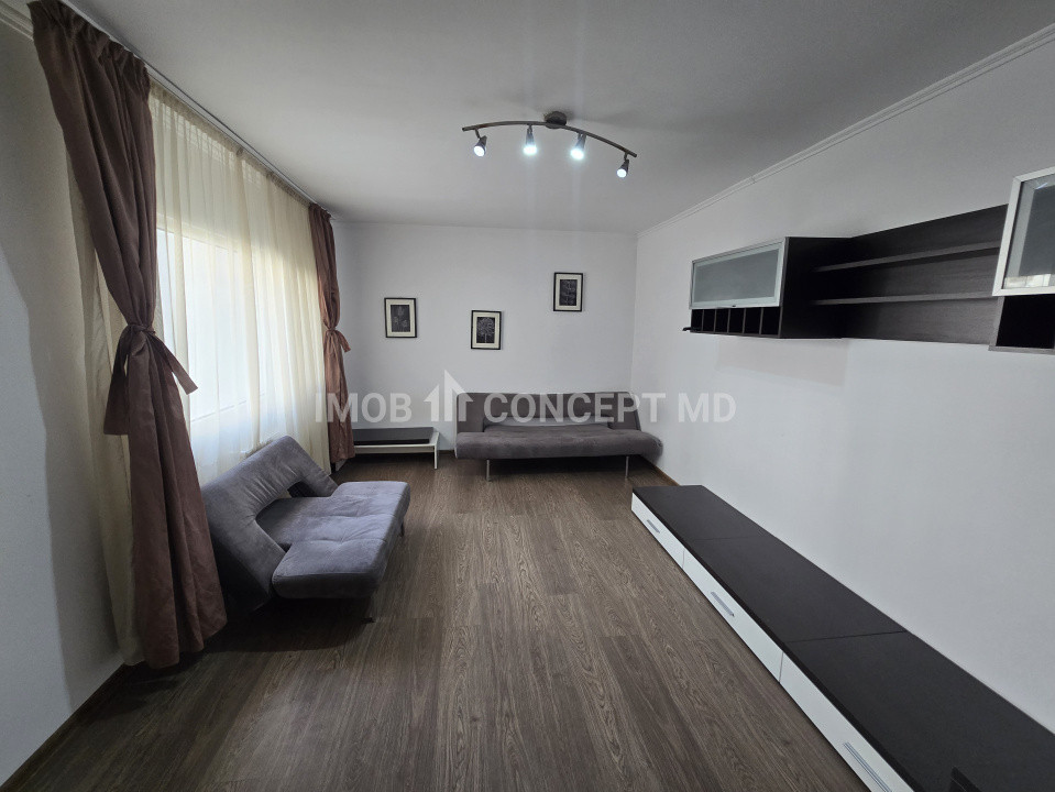 Inchiriere apartament 2 camere spatios in zona Republicii