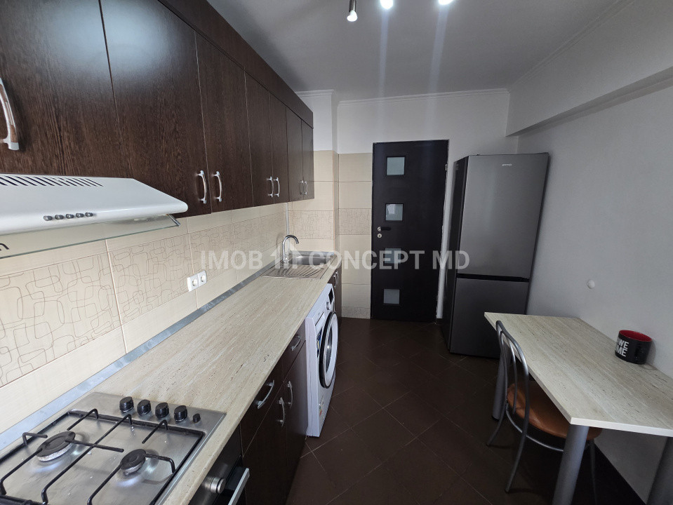 Inchiriere apartament 2 camere spatios in zona Republicii