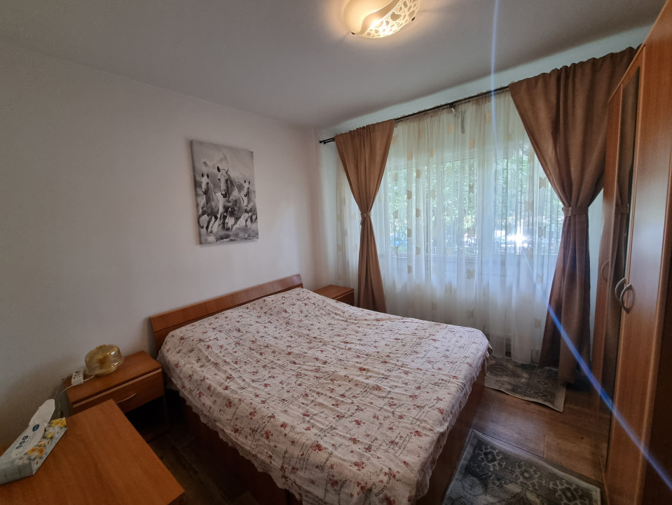 Inchiriere apartament 2 camere decomandat in zona Pta M Viteazul