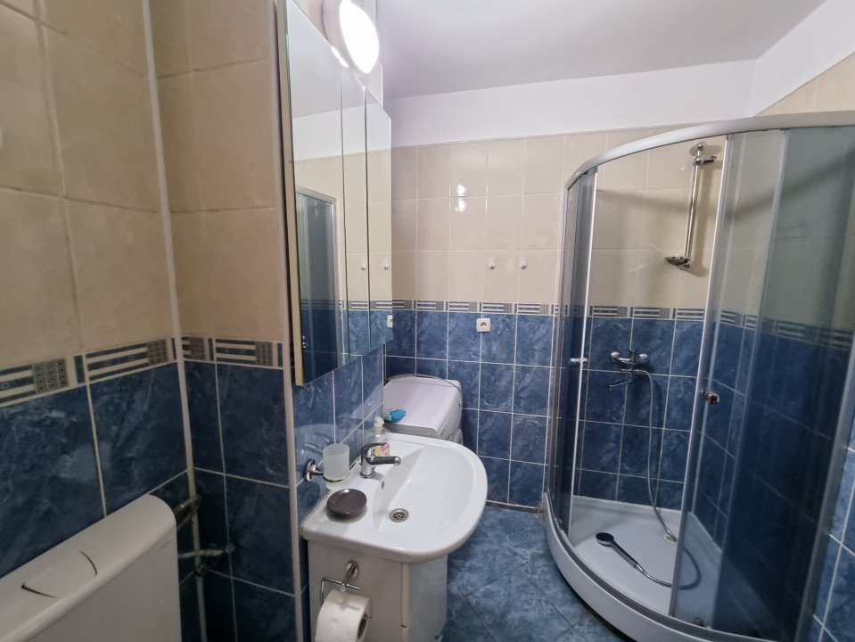 Inchiriere apartament 2 camere decomandat in zona Pta M Viteazul