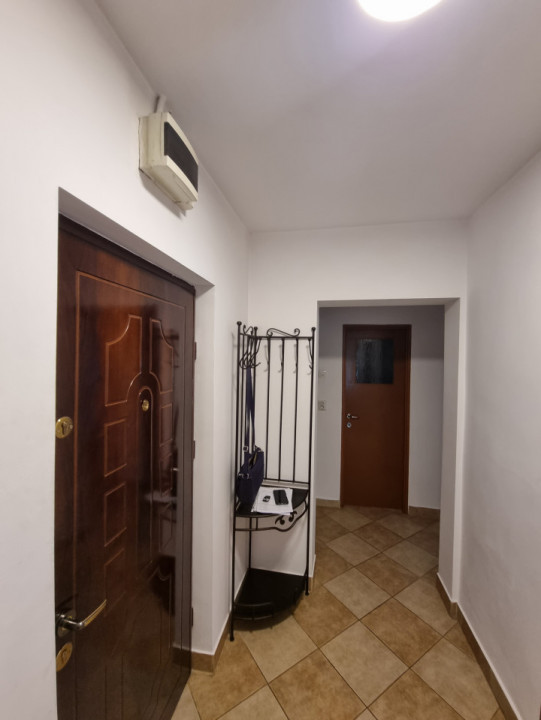 Inchiriere apartament 2 camere decomandat in zona Pta M Viteazul