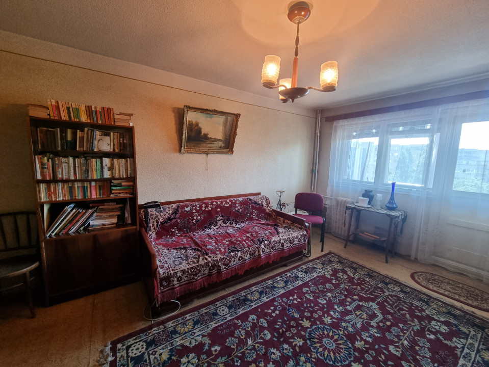 Vanzare cu pret bun, apartament 3 camere in Z. Marasesti-Sos Vestului