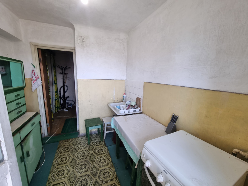 Vanzare cu pret bun, apartament 3 camere in Z. Marasesti-Sos Vestului