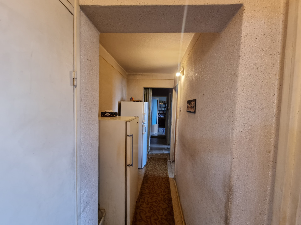 Vanzare cu pret bun, apartament 3 camere in Z. Marasesti-Sos Vestului