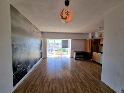 Apartament 3 camere in zona Enachita Vacarescu- Carol Davila