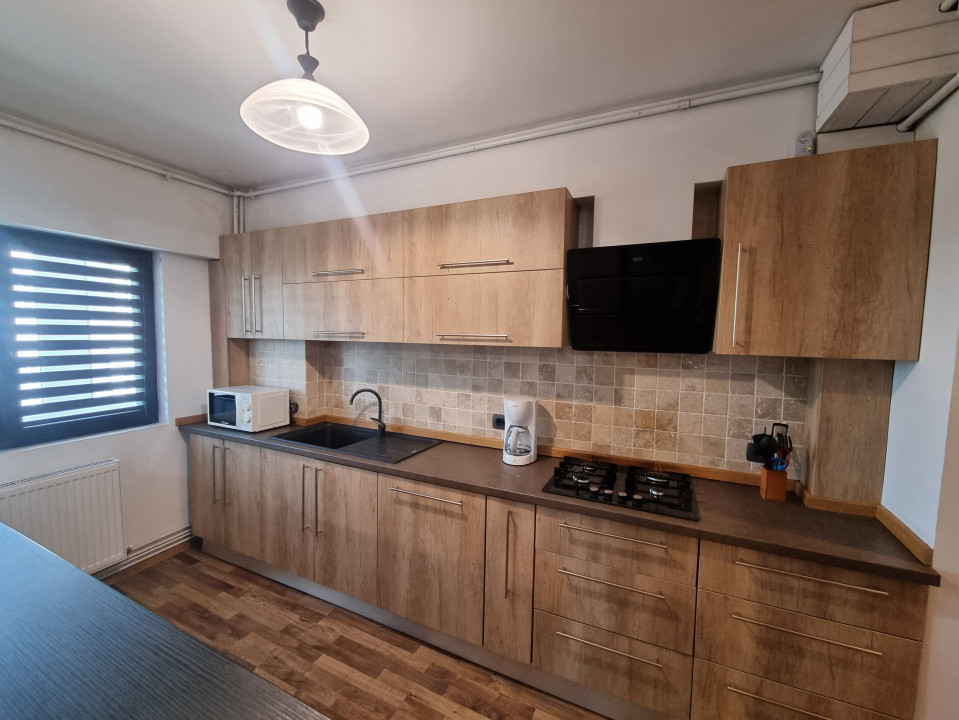 Inchiriere apartament modern cu 2 camere in zona Piata Mihai Viteazul