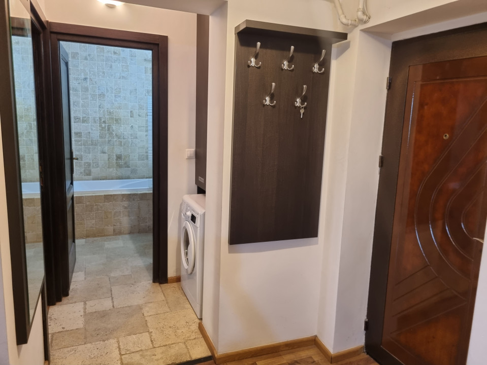 Inchiriere apartament modern cu 2 camere in zona Piata Mihai Viteazul