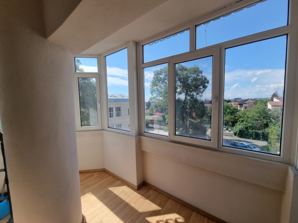 Inchiriere apartament modern cu 2 camere in zona Piata Mihai Viteazul