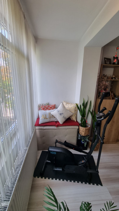 Vanzare apartament 2 camere modern in zona Centrala-Hale